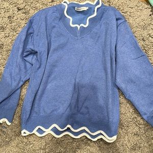 women’s blue long sleeve sweater